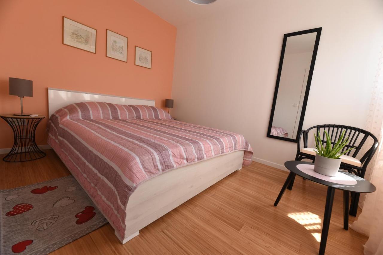 Mary'S Apartment - With Free Parking ザグレブ エクステリア 写真